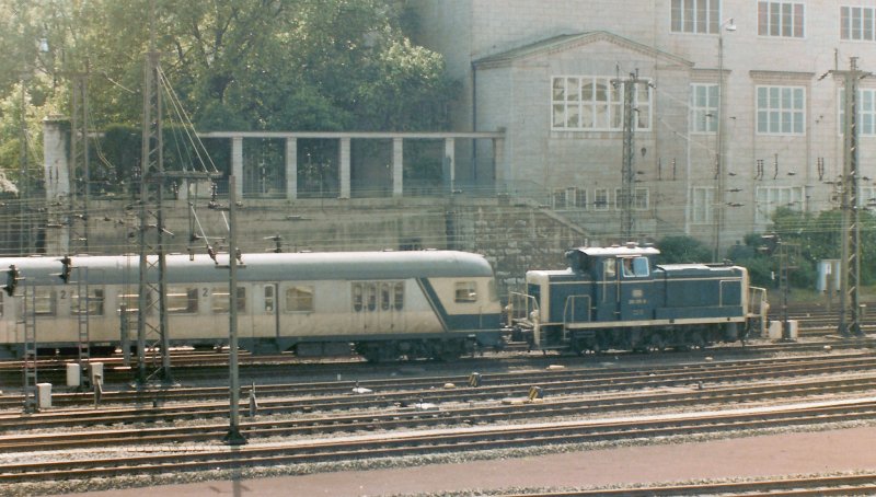 AC32 - 08-06-83 - Hamburg Hbf.jpg