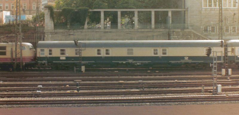 AD07 - 08-06-83 - Hamburg Hbf.jpg