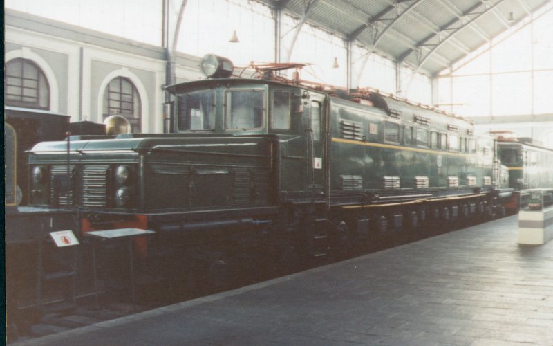 800 - 3-17 Madrid - Museo del Ferrocarril - Feb 92.jpg