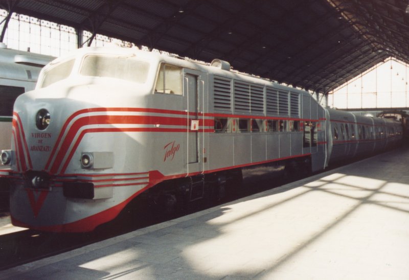 800 - 3-19 Madrid - Museo del Ferrocarril - Feb 92.jpg