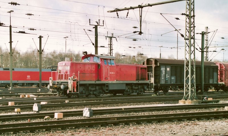 5-11-04 - 1-13 - Maschen Rbf - 24A.jpg