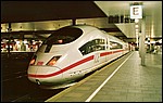 5-11-04 - 1-35 - Duesseldorf Hbf - 02A.jpg