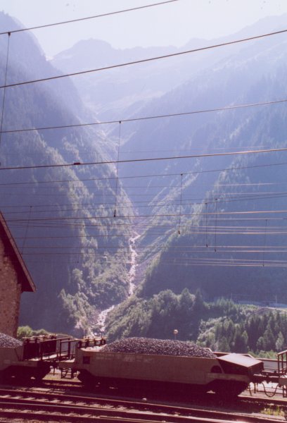 800 - 28-6-00 3-23 Goeschenen 05.jpg